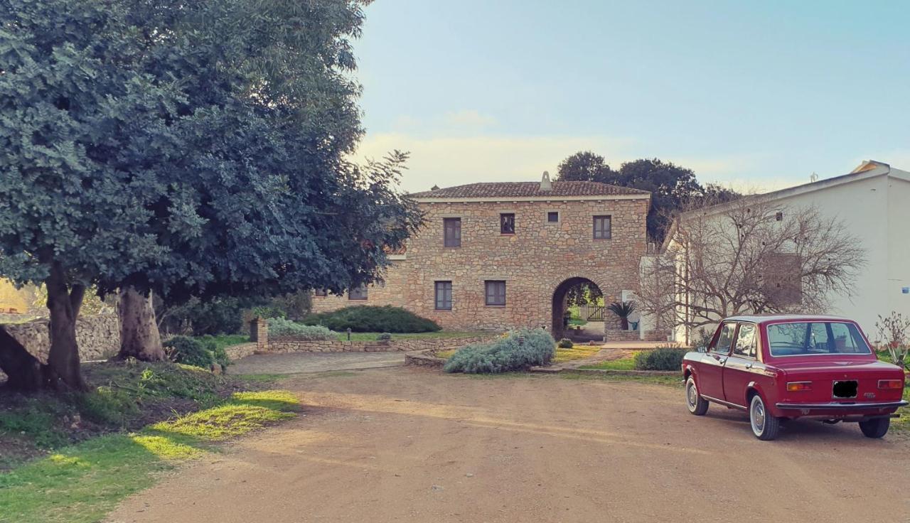 דירות Campanedda Agriturismo Cuile Querce מראה חיצוני תמונה